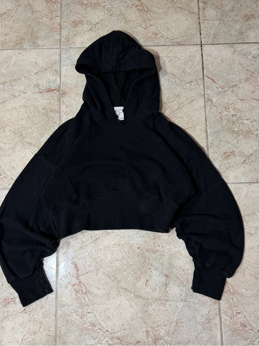 OFFLINE by Aerie Black Cropped Hoodie
